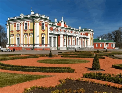 Kadriorg Art Museum | Tallinn, Estonia | Travel BL