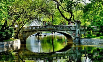 Cismigiu Gardens | Bucharest, Romania | Travel BL