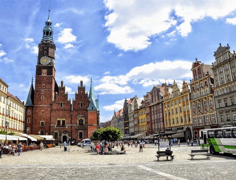 Main Square Poland | Krakow, Poland | Travel BL