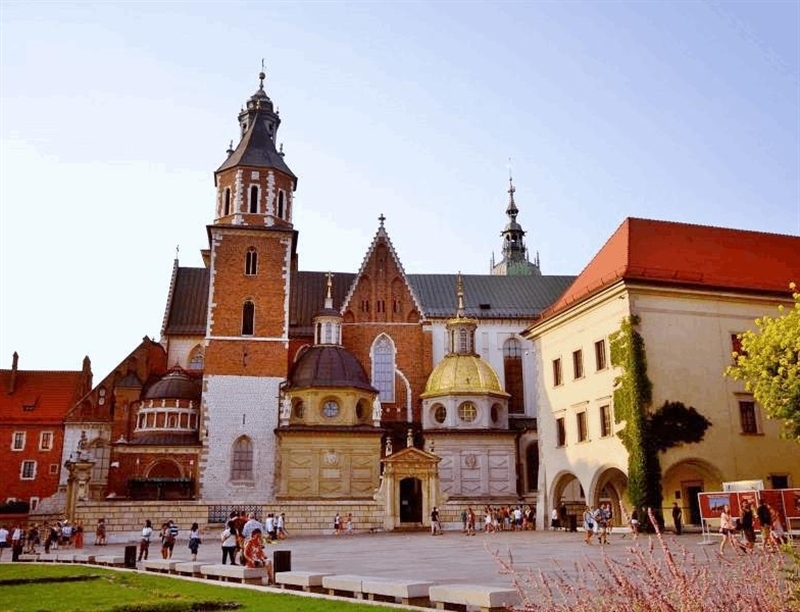 Wawel Royal Castle | Krakow, Poland | Travel BL